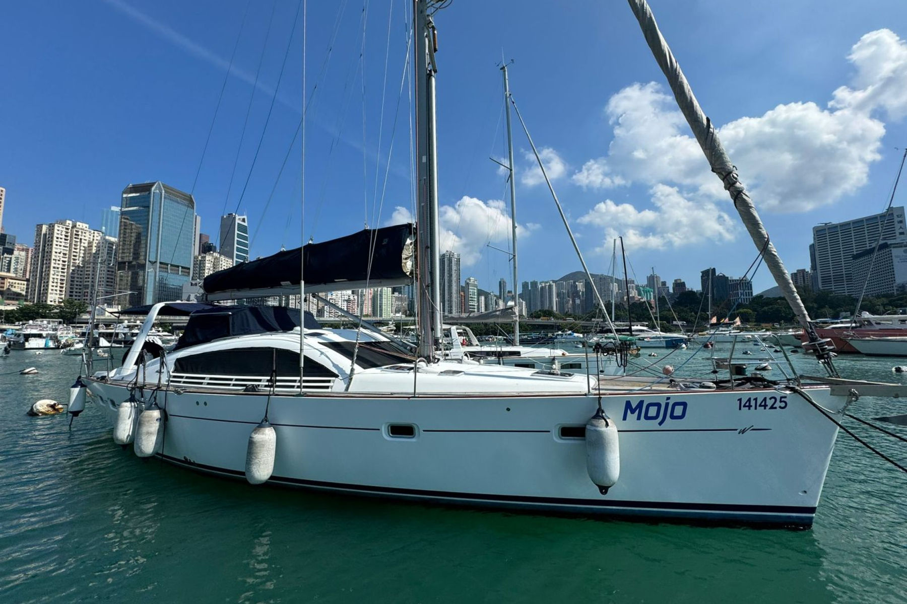 Pilot Saloon 47, 2006 Sailing Yacht for sale in Hong Kong