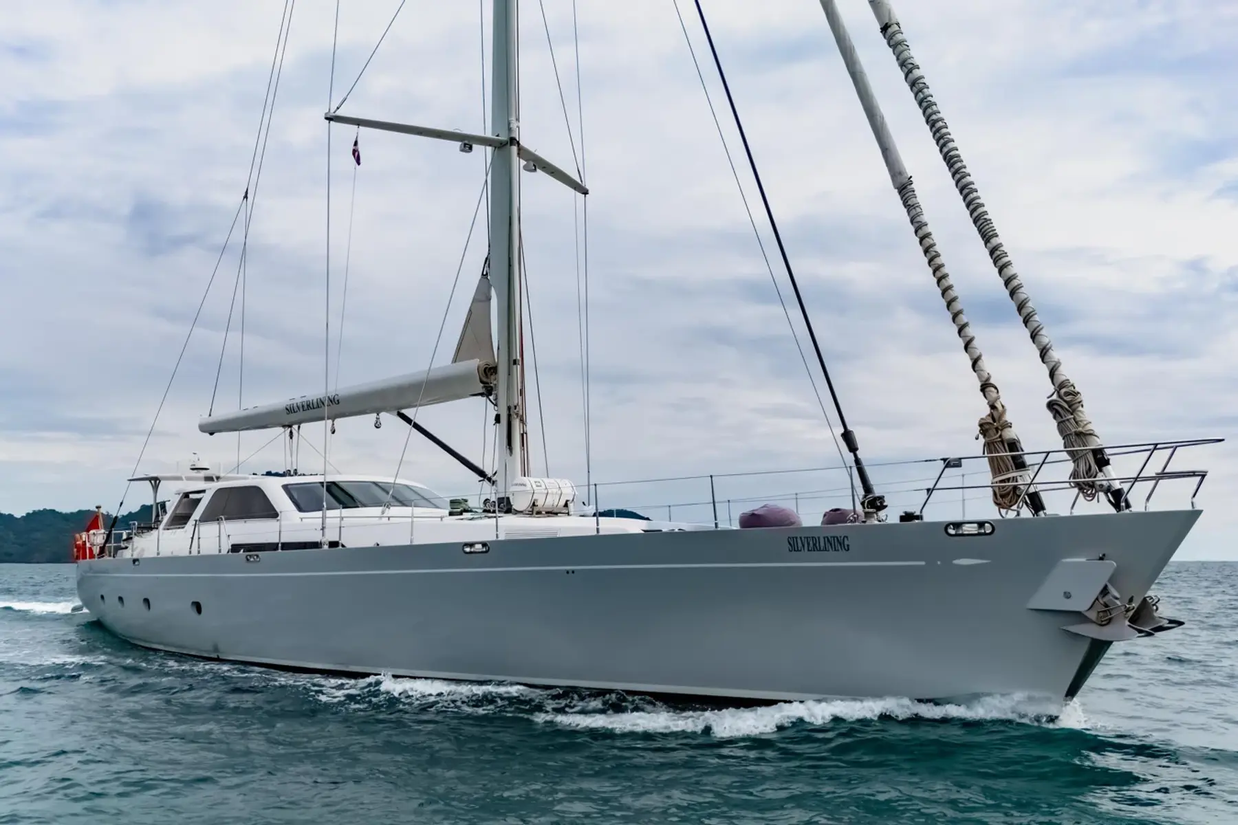 Silverlining, Sailing Yacht in Thailand